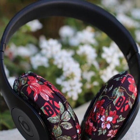 Protective Head Phone Covers by Beat Kicks 'Floral' - Size Regular - Picture 1 of 10